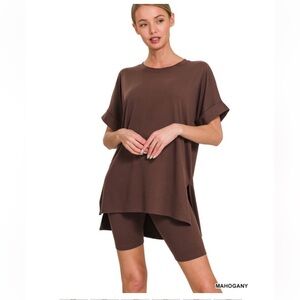 78 ❤️ Zenana BRUSHED DTY
MICROFIBER ROUND-NECK TOP & BIKER
SHORT SET